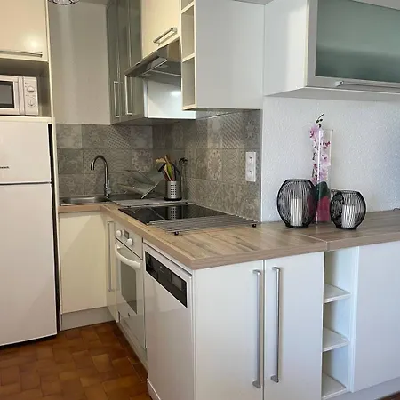 018 Port Raphael A7 Appartement *
